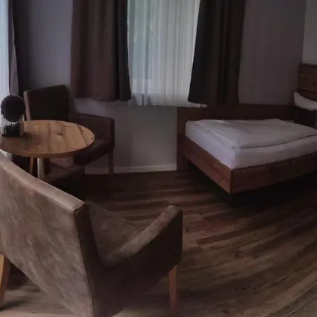 Ξενοδοχείο Restaurant Zeppenfeld 3*