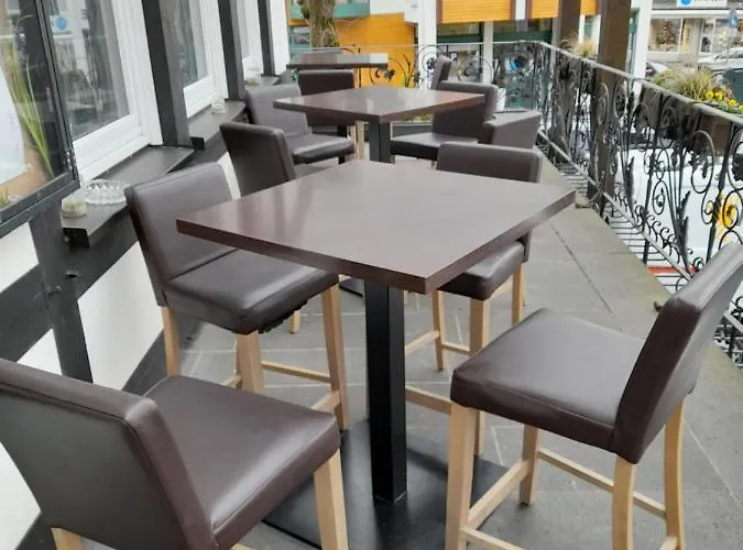 Hotel Restaurant Zeppenfeld 3*