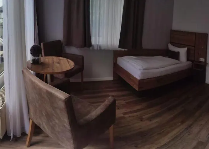 Hotel Restaurant Zeppenfeld 3*